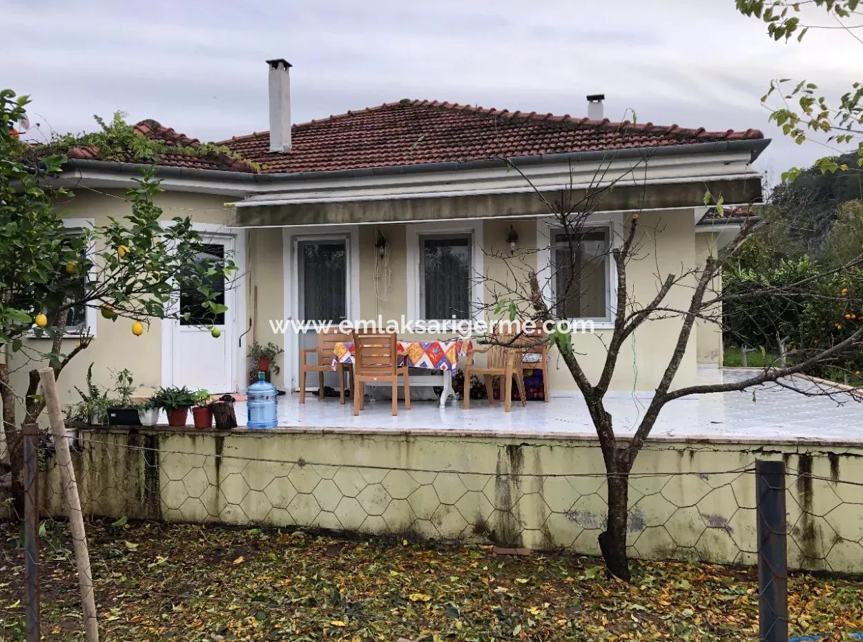 Eingeschossiges Einfamilienhaus Zum Verkauf In 1222M2 Grundstück In Archers