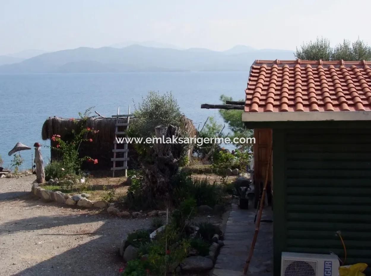 Beachfront Bungalow For Sale In Akbuk By The Sea In A Plot Of 800M2 Villa For Sale Turnalı