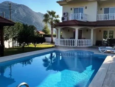 3 1 Villas For Sale In A Plot Of 645M2 In Arıkbaşı, Dalyan